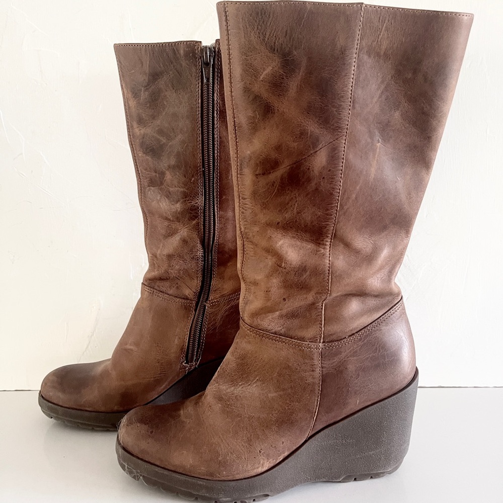 Alanni Leather Boot in a Beautiful Cognac Color, Size 7.5.